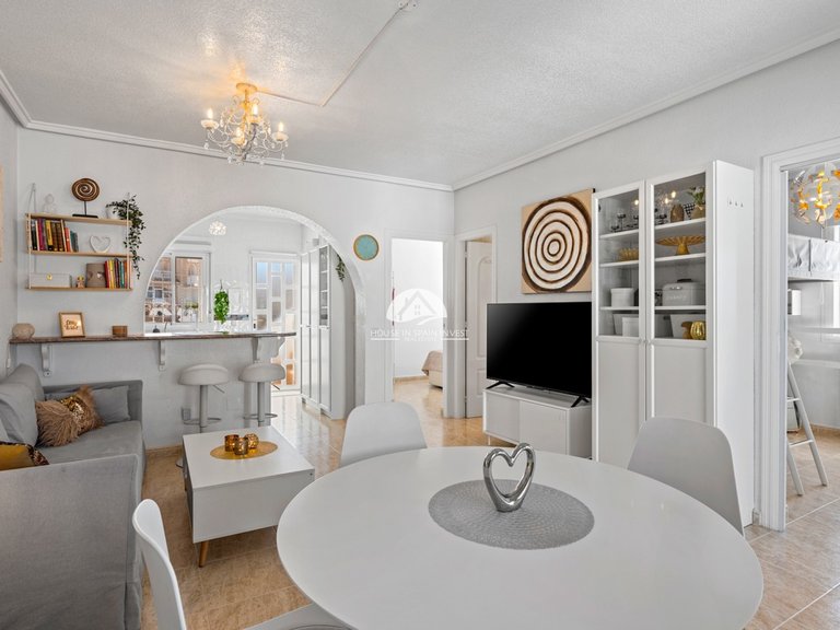 Villa for Sale in Monte Azul Benijofar, Alicante 8