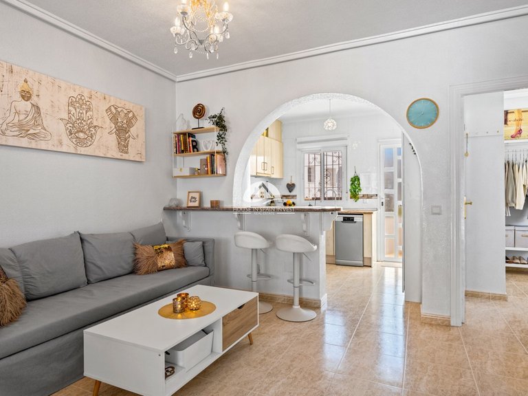 Villa for Sale in Monte Azul Benijofar, Alicante 9