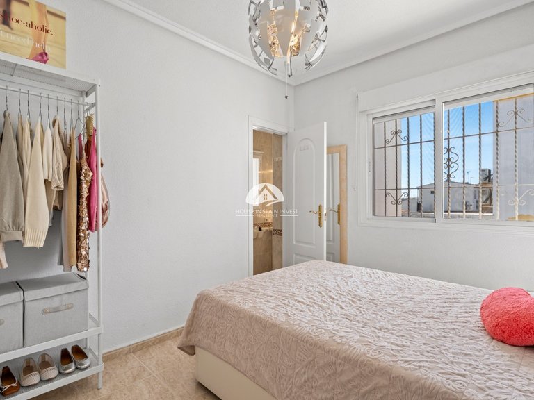 Villa for Sale in Monte Azul Benijofar, Alicante 13