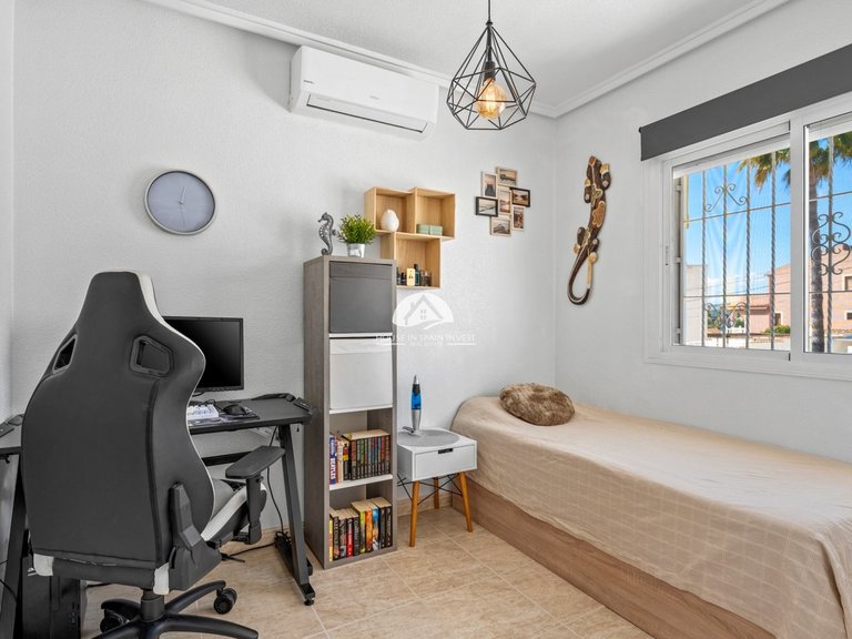 Villa for Sale in Monte Azul Benijofar, Alicante 15