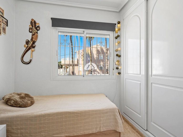 Villa for Sale in Monte Azul Benijofar, Alicante 16