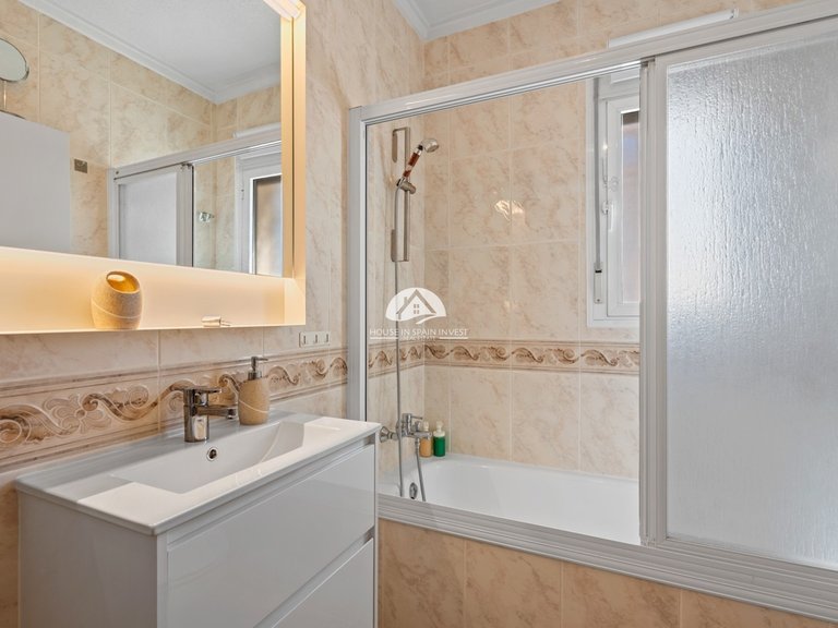 Villa for Sale in Monte Azul Benijofar, Alicante 20