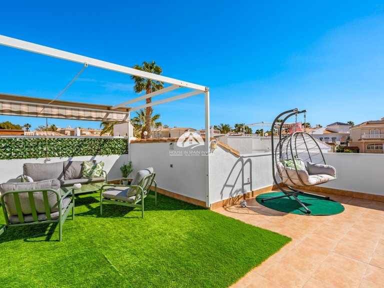 Villa for Sale in Monte Azul Benijofar, Alicante 24