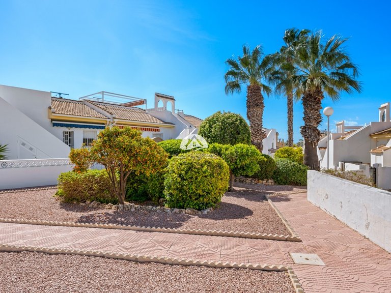 Villa for Sale in Monte Azul Benijofar, Alicante 33