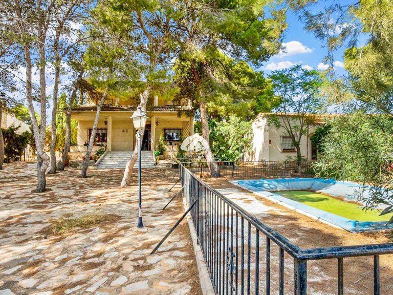 Villa for Sale in Los Balcones Torrevieja, Alicante 2