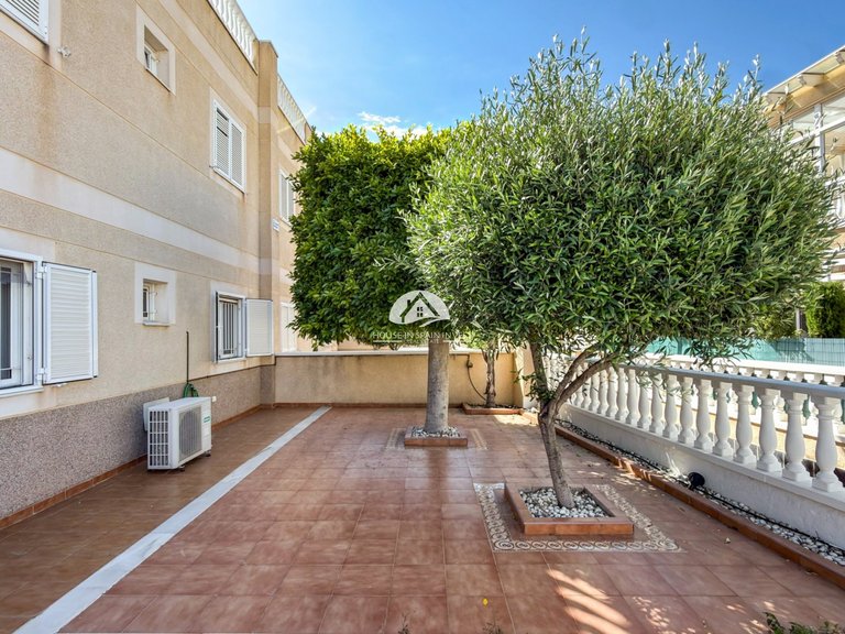 Apartment for Sale in Playa Flamenca Orihuela Costa, Alicante 17