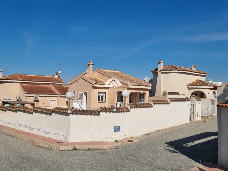 Villa for Sale in Benimar Rojales - Ciudad Quesada, Alicante 3