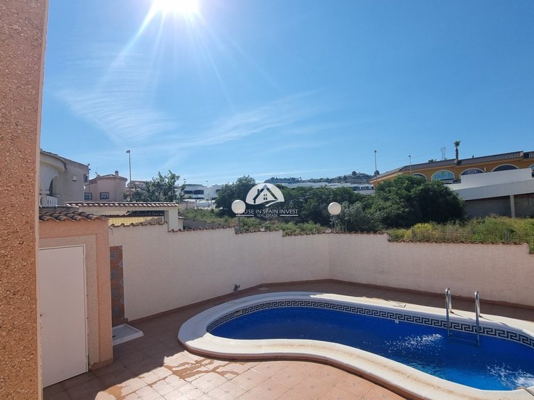 Villa for Sale in Benimar Rojales - Ciudad Quesada, Alicante 4