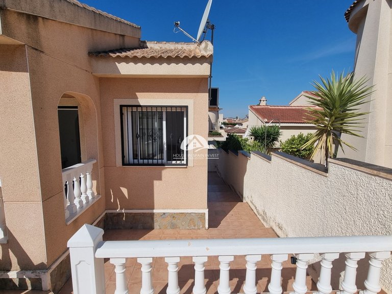 Villa for Sale in Benimar Rojales - Ciudad Quesada, Alicante 9