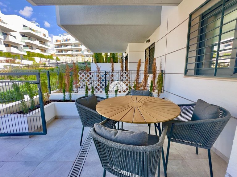 Apartment for Sale in Villamartín - Las Filipinas Orihuela Costa, Alicante 5