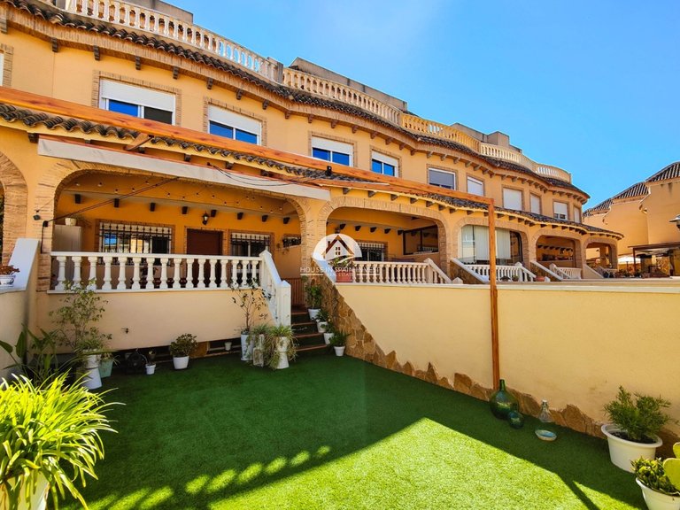 Town House for Sale in Guardamar - El Raso Guardamar Del Segura, Alicante 2