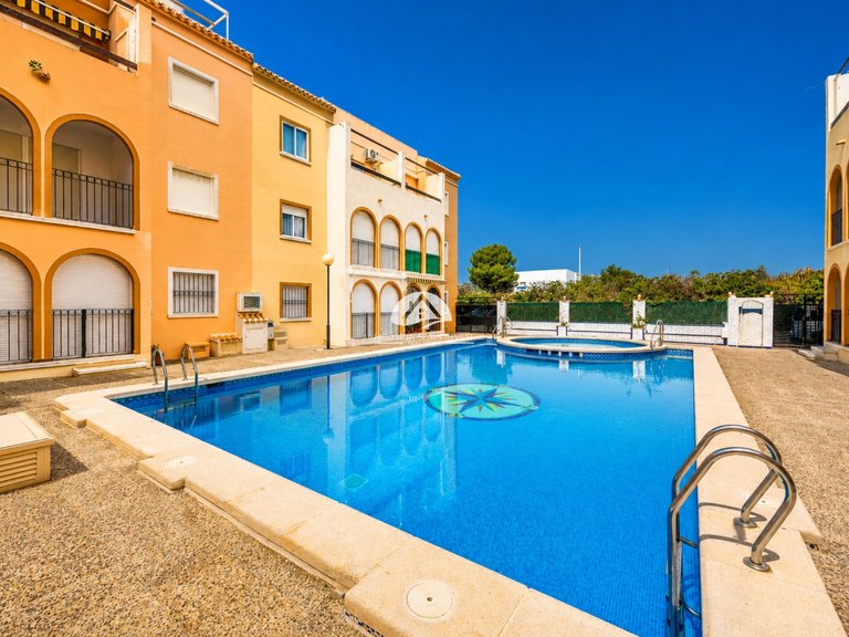 Apartment for Sale in El Acequion - Los Náufragos Torrevieja, Alicante 24