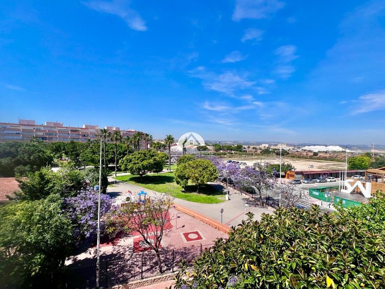 Apartment for Sale in El Acequion - Los Náufragos Torrevieja, Alicante 7