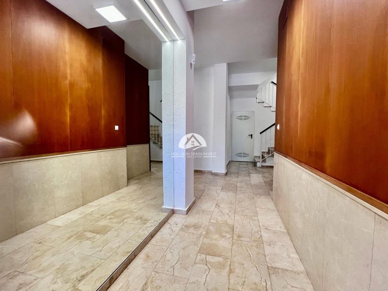 Apartment for Sale in El Acequion - Los Náufragos Torrevieja, Alicante 19