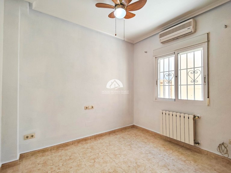 Villa for Sale in Bigastro Bigastro, Alicante 47