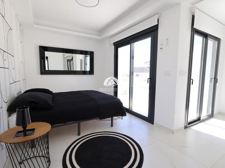 Villa for Sale in La Marquesa Rojales - Ciudad Quesada, Alicante 16