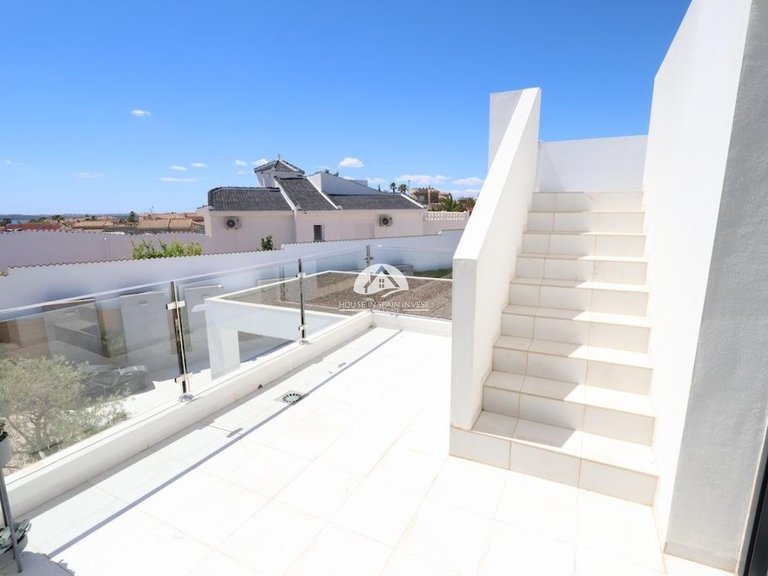 Villa for Sale in La Marquesa Rojales - Ciudad Quesada, Alicante 19