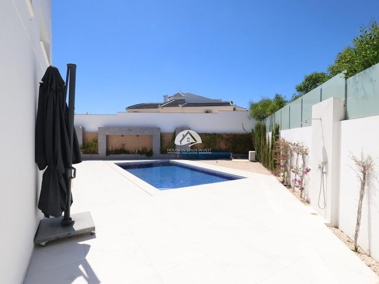 Villa for Sale in La Marquesa Rojales - Ciudad Quesada, Alicante 25