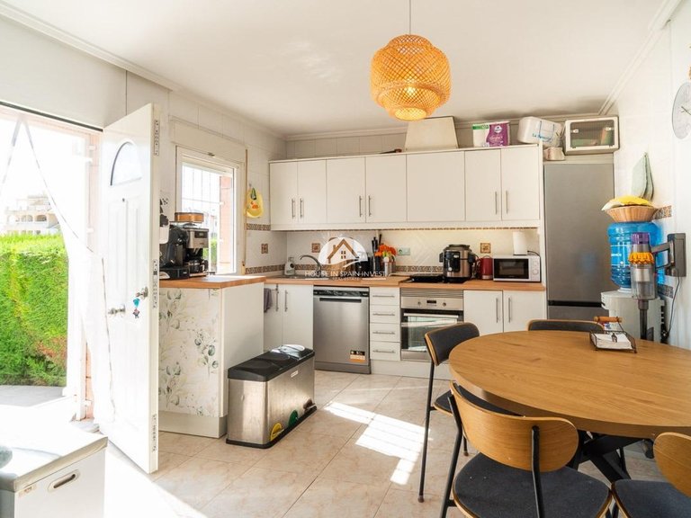 Town House for Sale in Playa Flamenca Orihuela Costa, Alicante 9