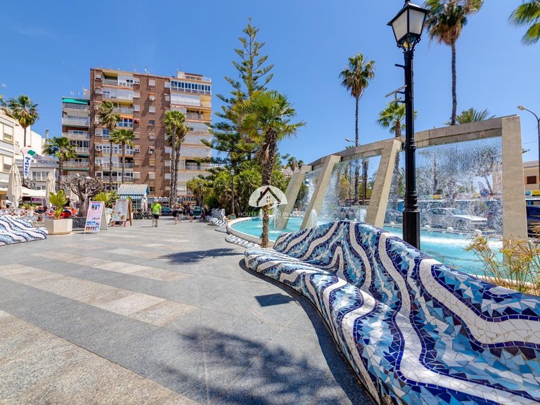 Apartment for Sale in El Acequion - Los Náufragos Torrevieja, Alicante 33