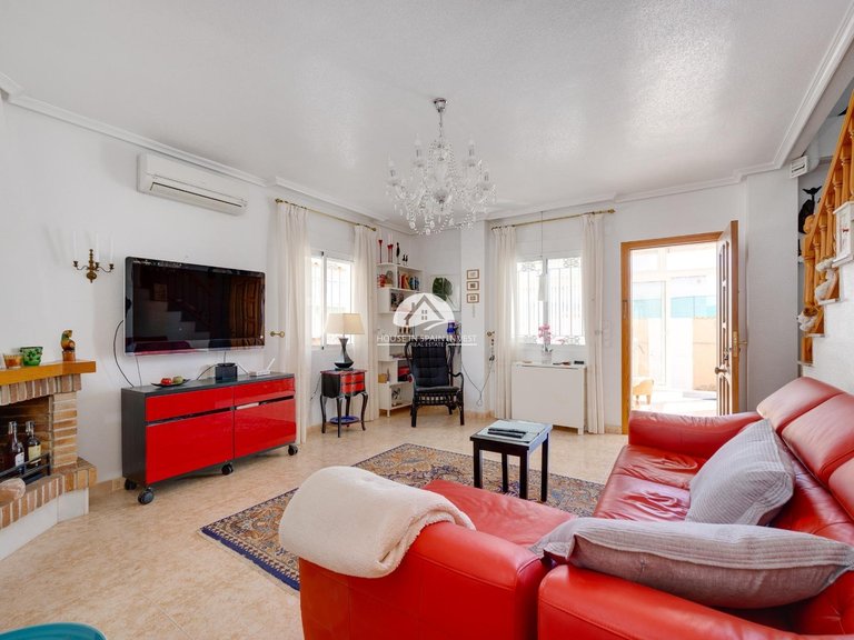 Villa for Sale in Lomas de Cabo Roig Orihuela Costa, Alicante 6