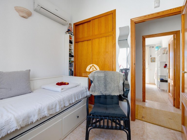 Villa for Sale in Lomas de Cabo Roig Orihuela Costa, Alicante 17