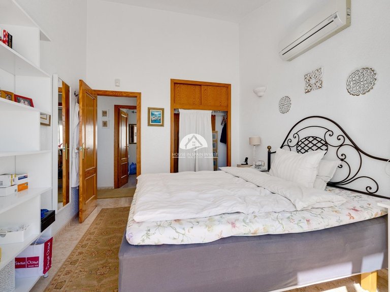 Villa for Sale in Lomas de Cabo Roig Orihuela Costa, Alicante 21