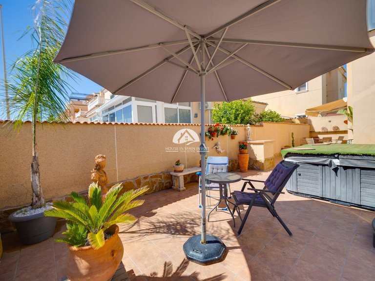 Villa for Sale in Lomas de Cabo Roig Orihuela Costa, Alicante 33