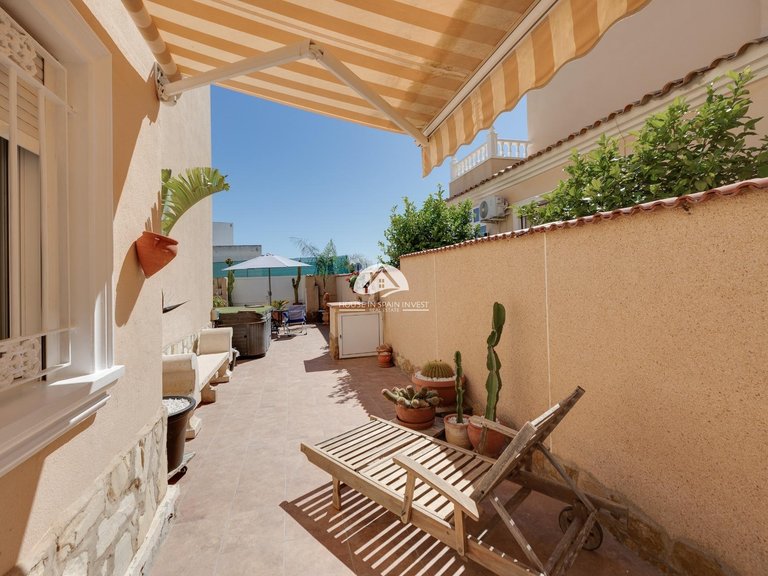 Villa for Sale in Lomas de Cabo Roig Orihuela Costa, Alicante 37