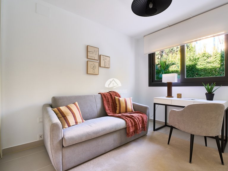 Apartment for Sale in Spain Estepona (málaga), Indefined 14