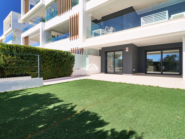 Apartment for Sale in Spain Estepona (málaga), Indefined 17