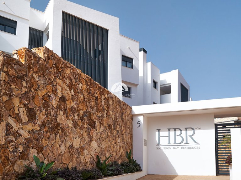 Apartment for Sale in Spain Fuengirola, Malaga 1