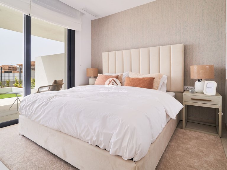 Apartment for Sale in Spain Fuengirola, Malaga 7