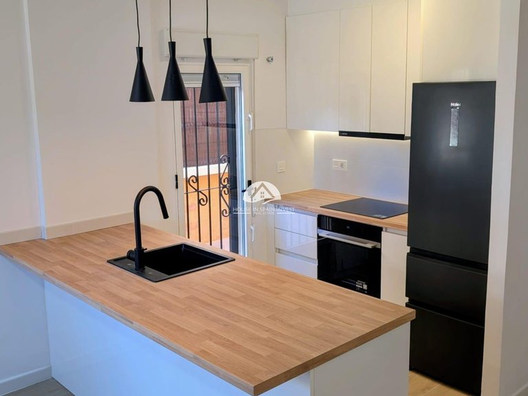 Villa for Sale in Los Altos Orihuela Costa, Alicante 8