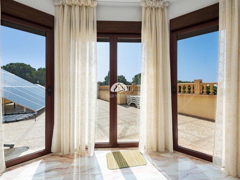 Villa for Sale in Dehesa de Campoamor Orihuela Costa, Alicante 20