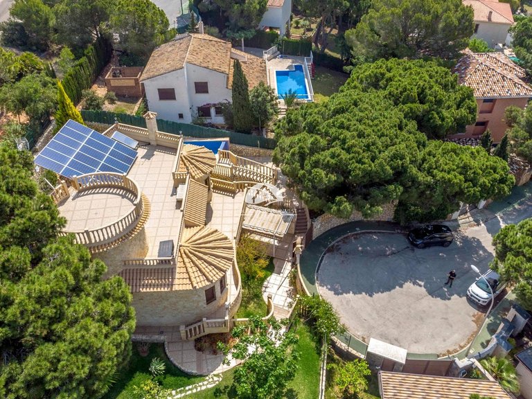 Villa for Sale in Dehesa de Campoamor Orihuela Costa, Alicante 34