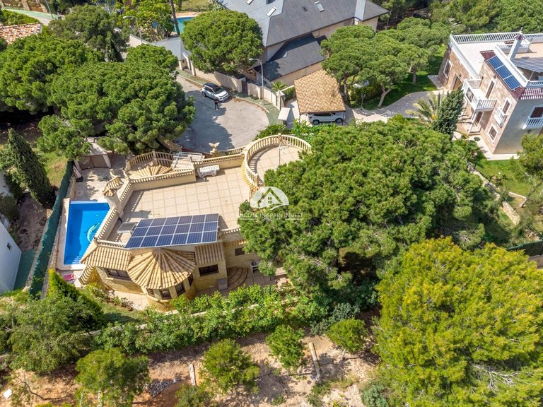 Villa for Sale in Dehesa de Campoamor Orihuela Costa, Alicante 35