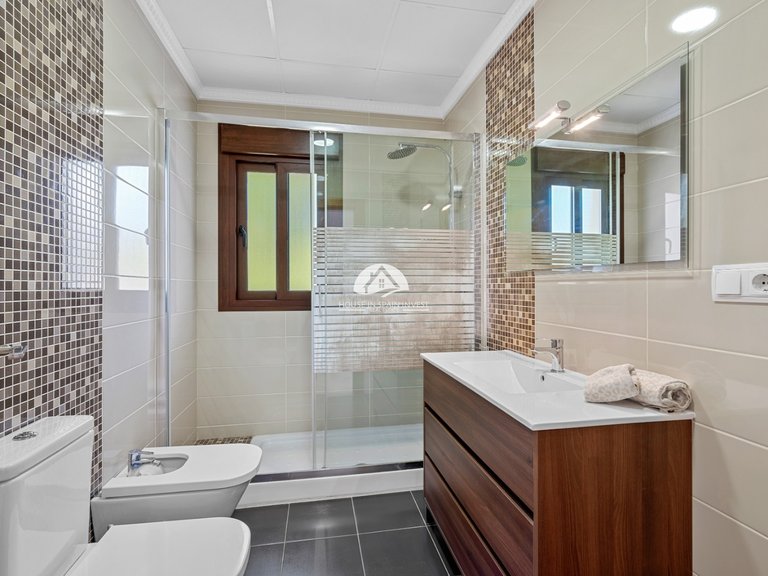 Villa for Sale in Dehesa de Campoamor Orihuela Costa, Alicante 32