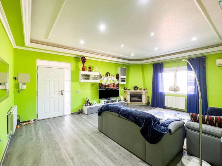 Villa for Sale in Ciudad Quesada Rojales - Ciudad Quesada, Alicante 4