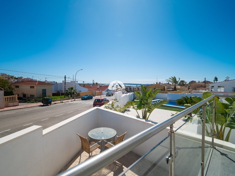 Town House for Sale in town Rojales - Ciudad Quesada, Alicante 9