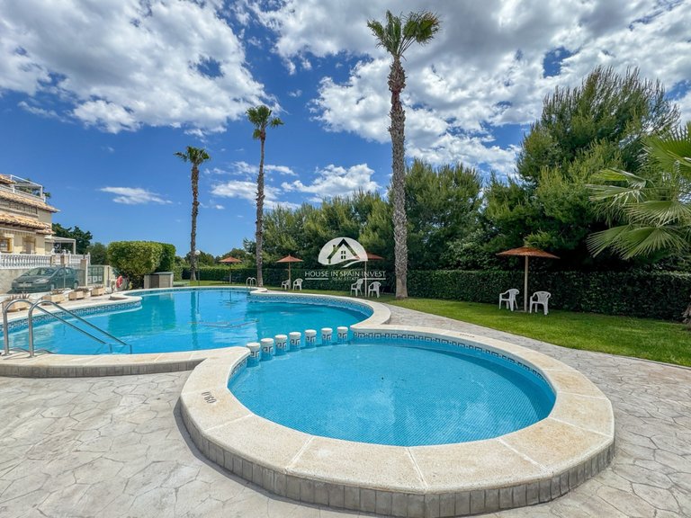 Villa for Sale in La Zenia Orihuela Costa, Alicante 5