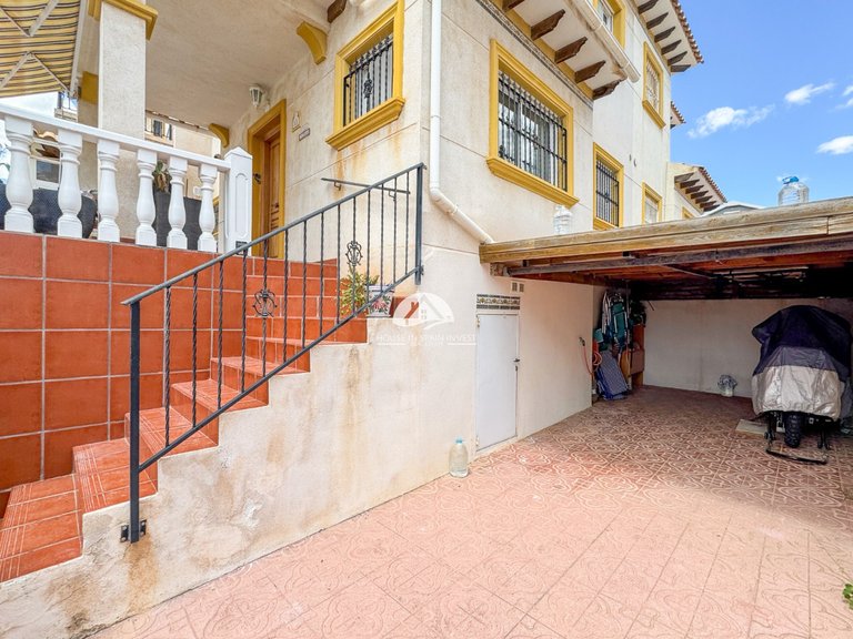 Villa for Sale in La Zenia Orihuela Costa, Alicante 29