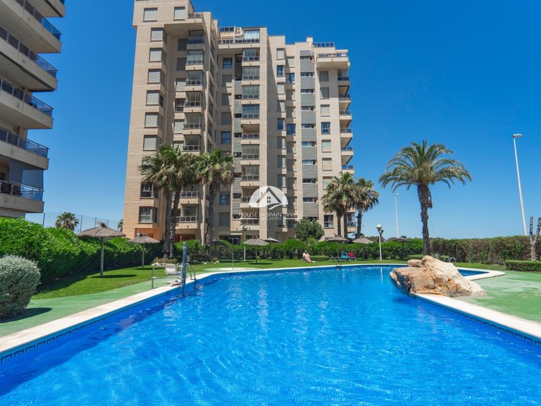 Apartment for Sale in Puerto Deportivo Guardamar Del Segura, Alicante 1