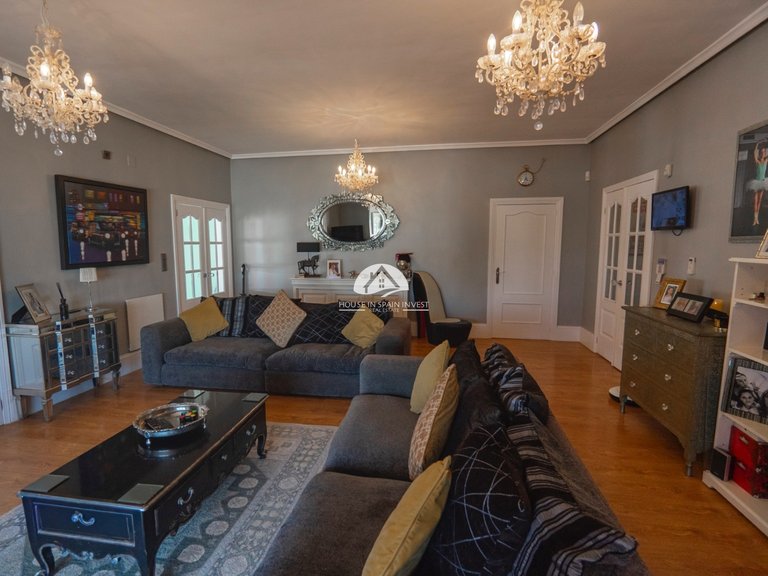 Villa for Sale in Heredades Las Heredades, Alicante 6