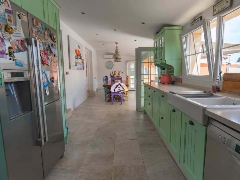 Villa for Sale in Heredades Las Heredades, Alicante 12