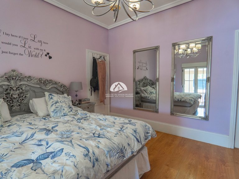 Villa for Sale in Heredades Las Heredades, Alicante 32