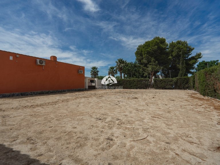 Villa for Sale in Heredades Las Heredades, Alicante 45