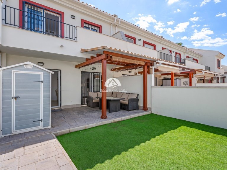 Town House for Sale in Ciudad Quesada Rojales - Ciudad Quesada, Alicante 1