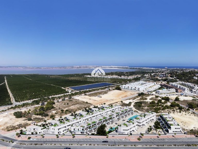 Penthouse for Sale in A. All New Build Torrevieja, Alicante 8