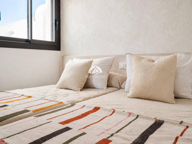 Town House for Sale in Dolores Dolores, Alicante 12